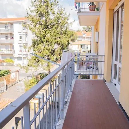 029 - Casa Moderna 7 Minuti A Piedi Spiaggia Zona Centrale - Parcheggio Privato Gratuito * Sestri Levante