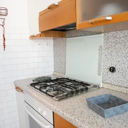 Apartament 029 - Casa Moderna 7 Minuti A Piedi Spiaggia Zona Centrale - Parcheggio Privato Gratuito