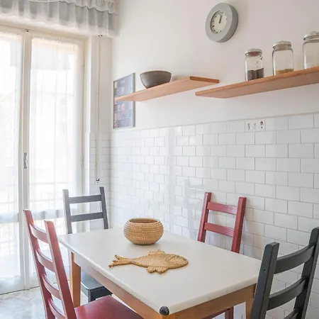 Apartament 029 - Casa Moderna 7 Minuti A Piedi Spiaggia Zona Centrale - Parcheggio Privato Gratuito *